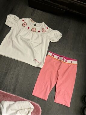 Marni White Top with Pink Flower Accents & Pink Leggings